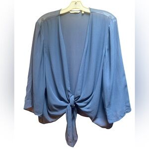 Soft Surroundings 100%silk cover up with tie front. Size 1X.New without tags.